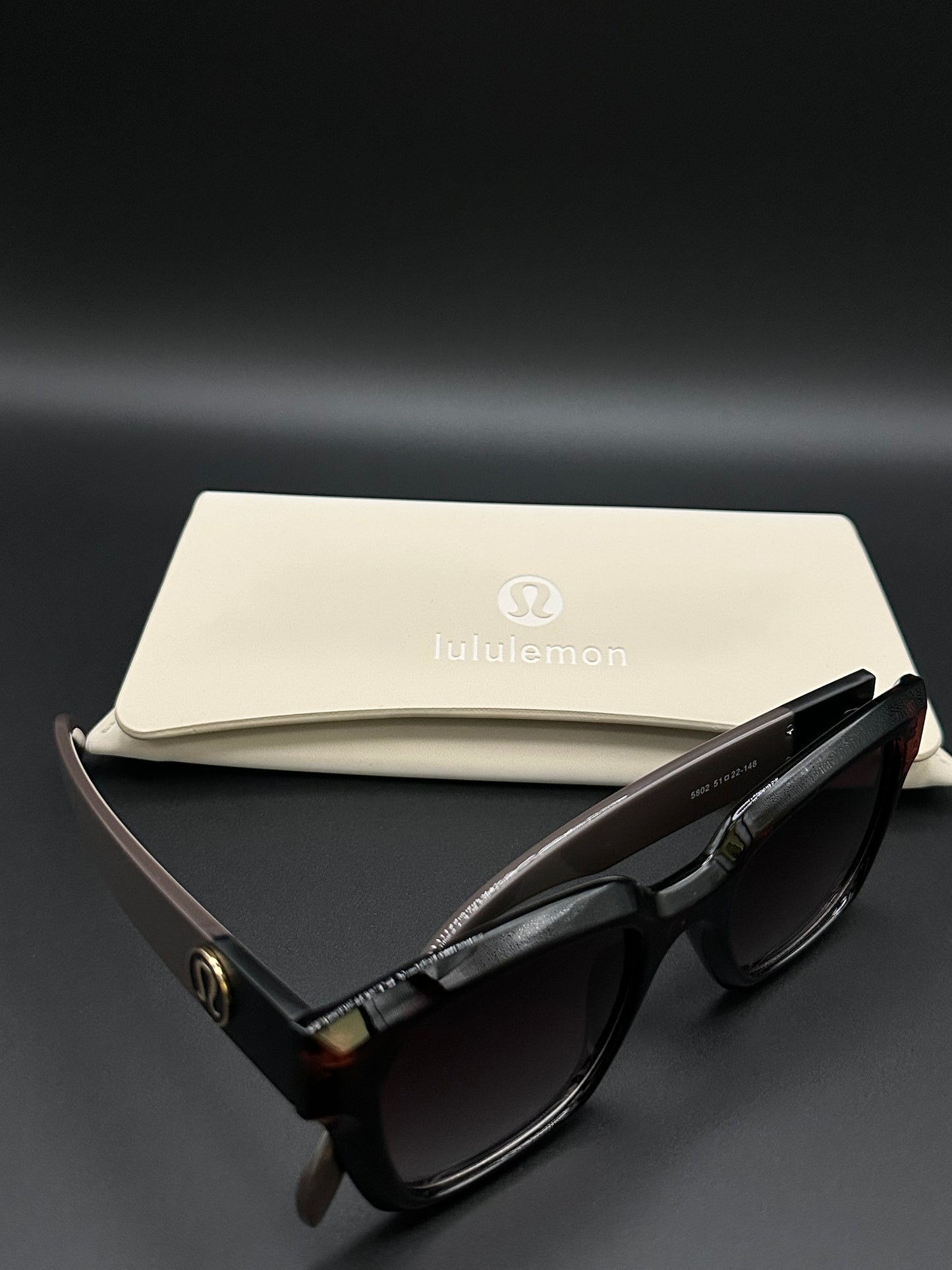 LULULEMON Mocha Elegance